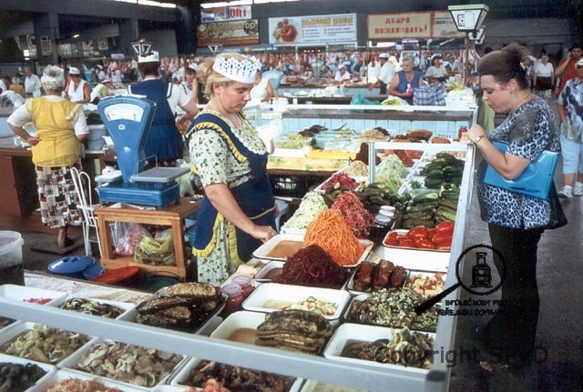 Zeleninové speciality prodávané v centrální tržnici Simferopolu nadchnou každého gurmána a vegetariána.
